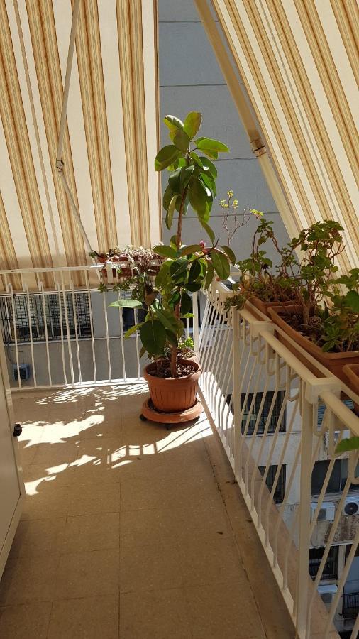 Marco'S Apartment Colosseum روما المظهر الخارجي الصورة