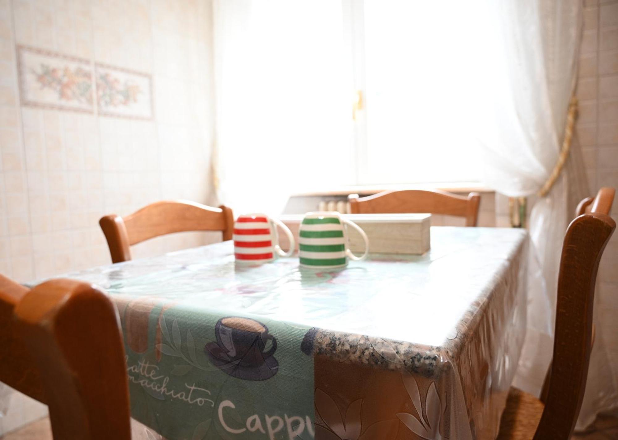 Marco'S Apartment Colosseum روما المظهر الخارجي الصورة